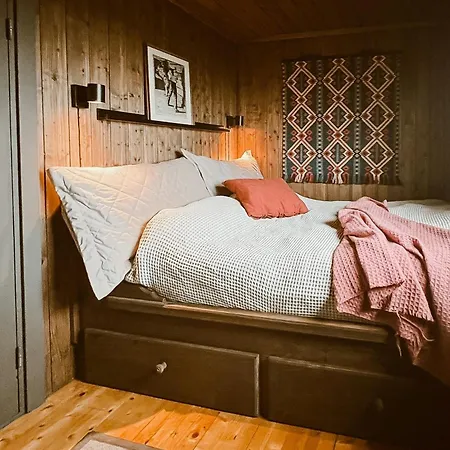 Charming 70's With Stunning View Holiday home